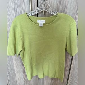 Stretchy short sleeve sweater top